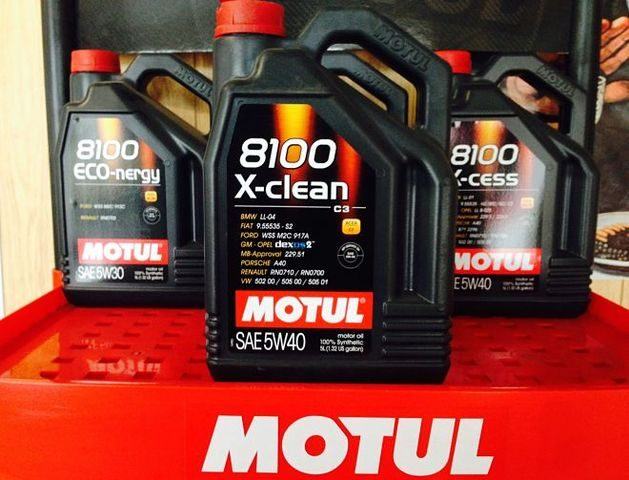 Олива  Motul 5W40 8100 X-clean 1L